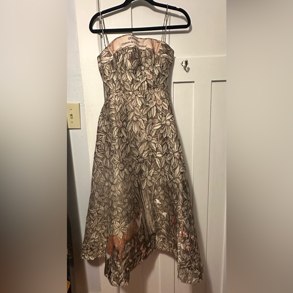 Floral Patterned Dress Montsand NWT as seen on Taylor Swift